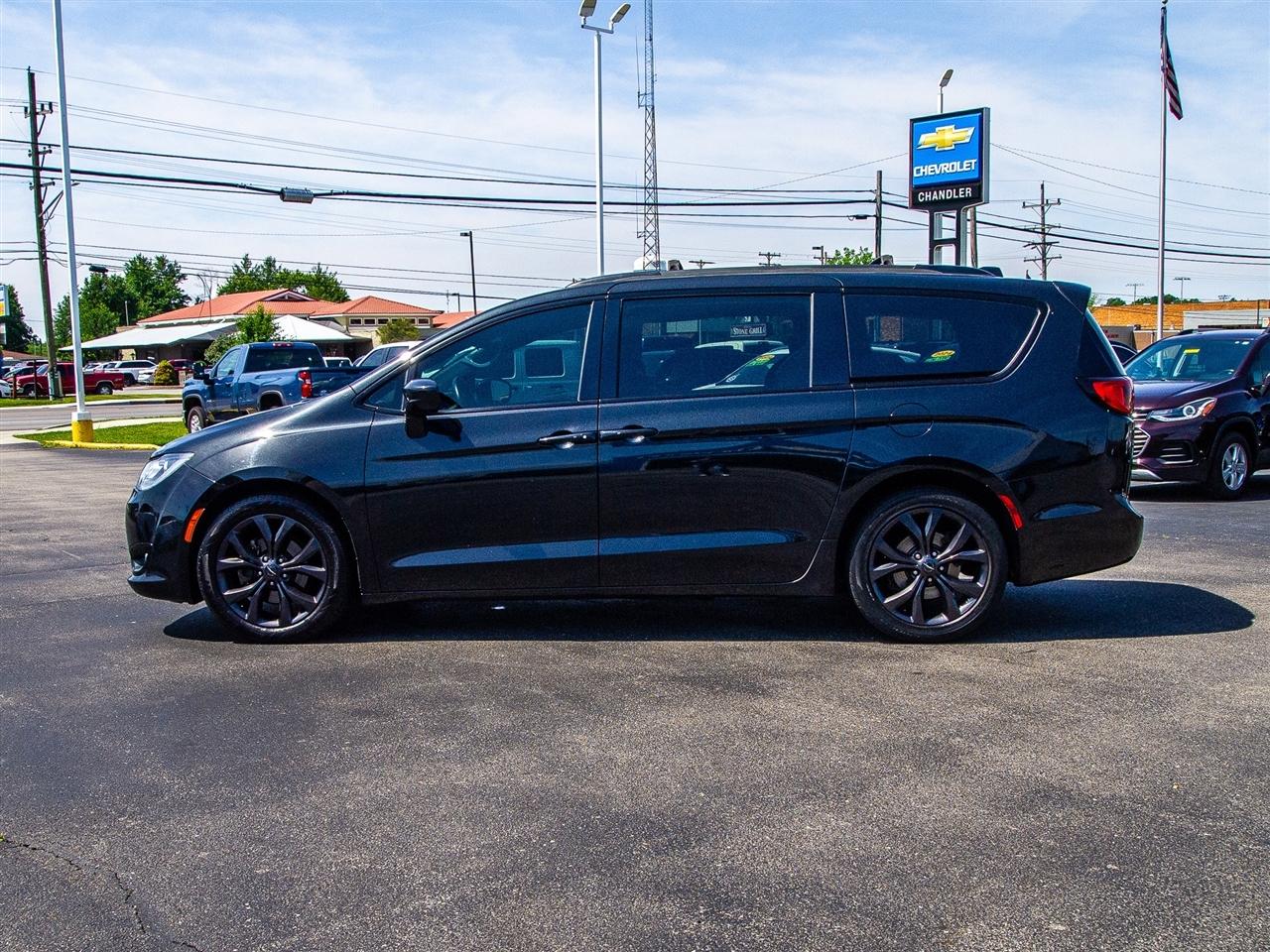 Chrysler Pacifica Touring Plus FWD 2018