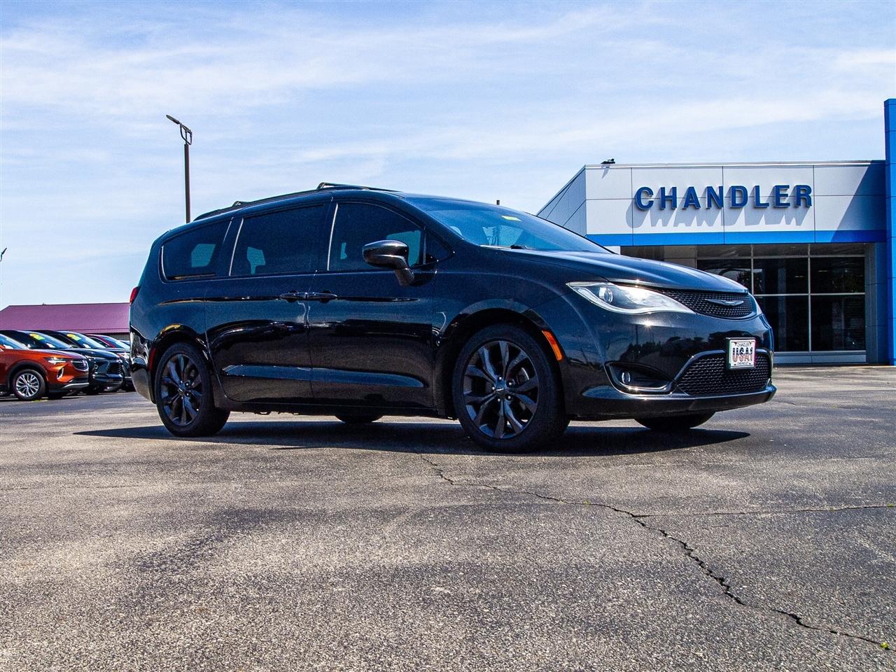 Chrysler Pacifica Touring Plus FWD 2018