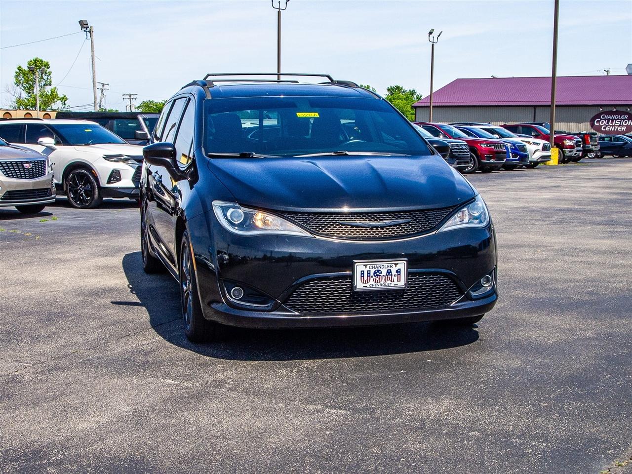 Chrysler Pacifica Touring Plus FWD 2018