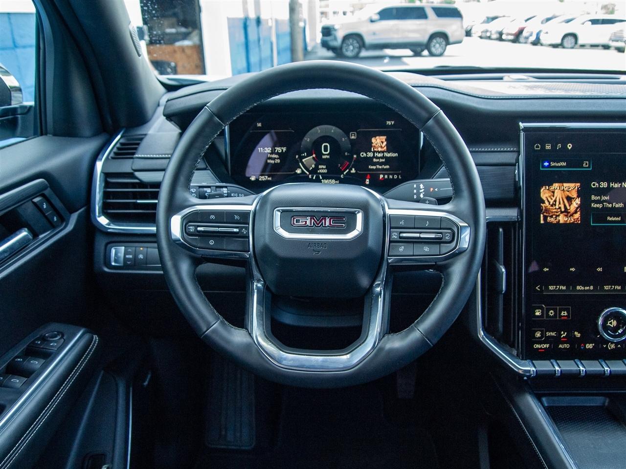 GMC Acadia FWD 4dr Elevation 2025