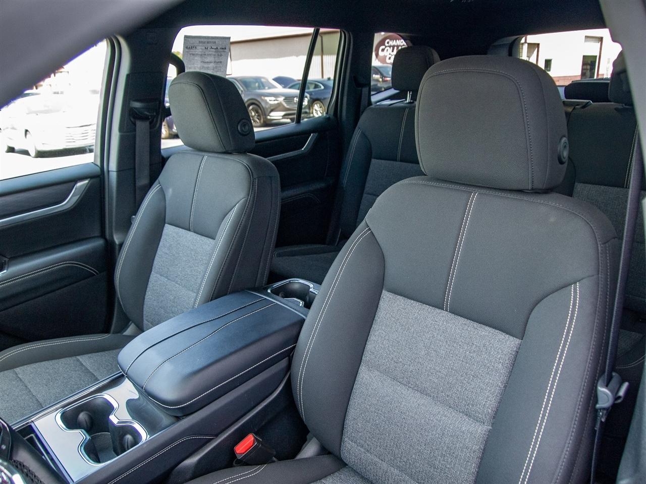 GMC Acadia FWD 4dr Elevation 2025