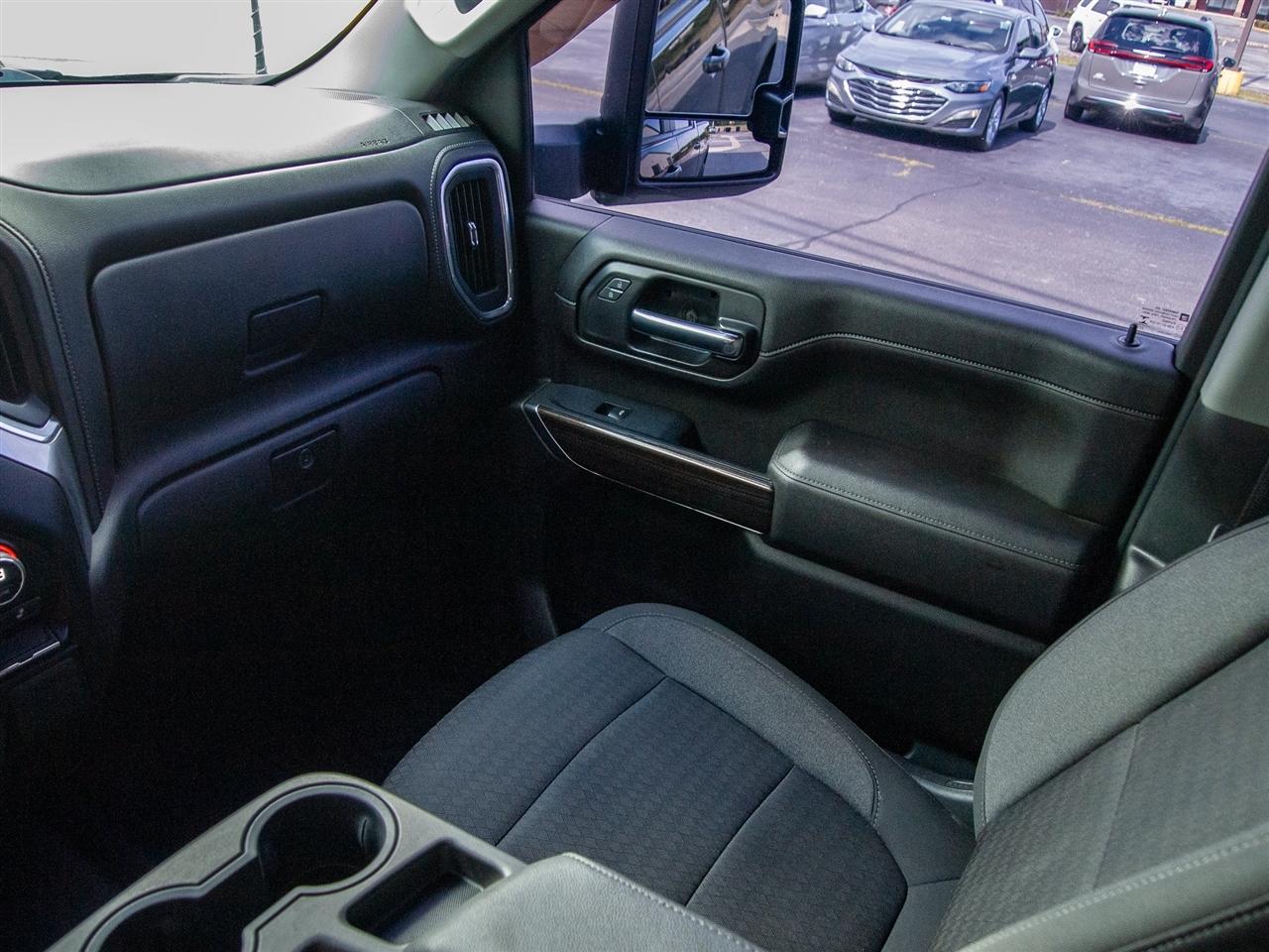 Chevrolet Silverado 2500HD 4WD Crew Cab 172" LT 2023