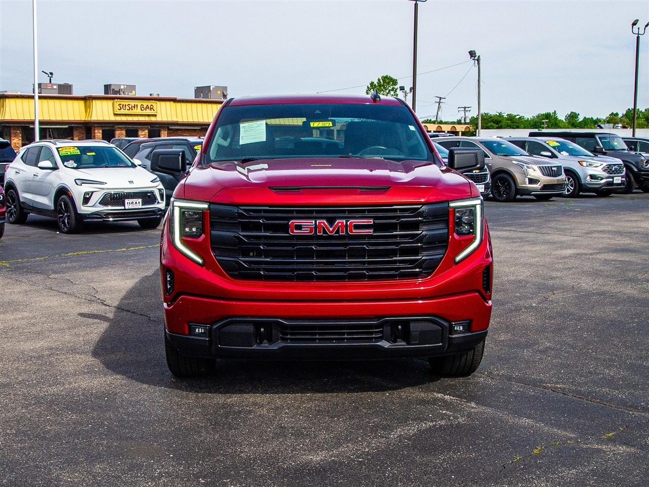GMC Sierra 1500 4WD Crew Cab 147" Elevation w/3VL 2024