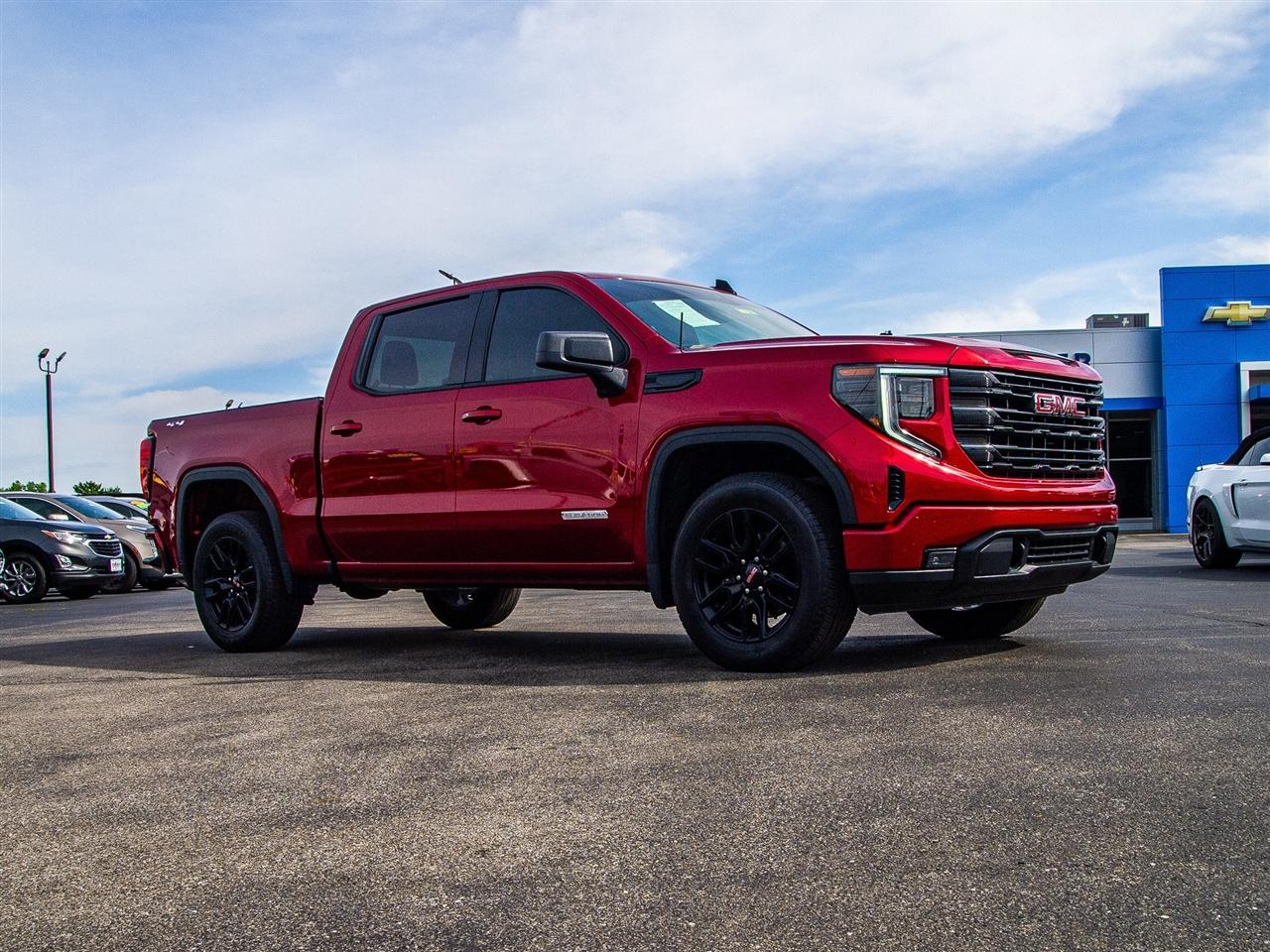 GMC Sierra 1500 4WD Crew Cab 147" Elevation w/3VL 2024