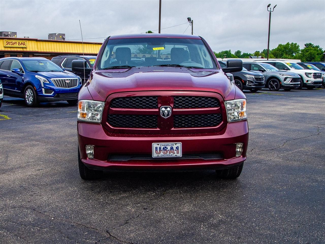 RAM 1500 Express 4x4 Quad Cab 6'4" Box 2018