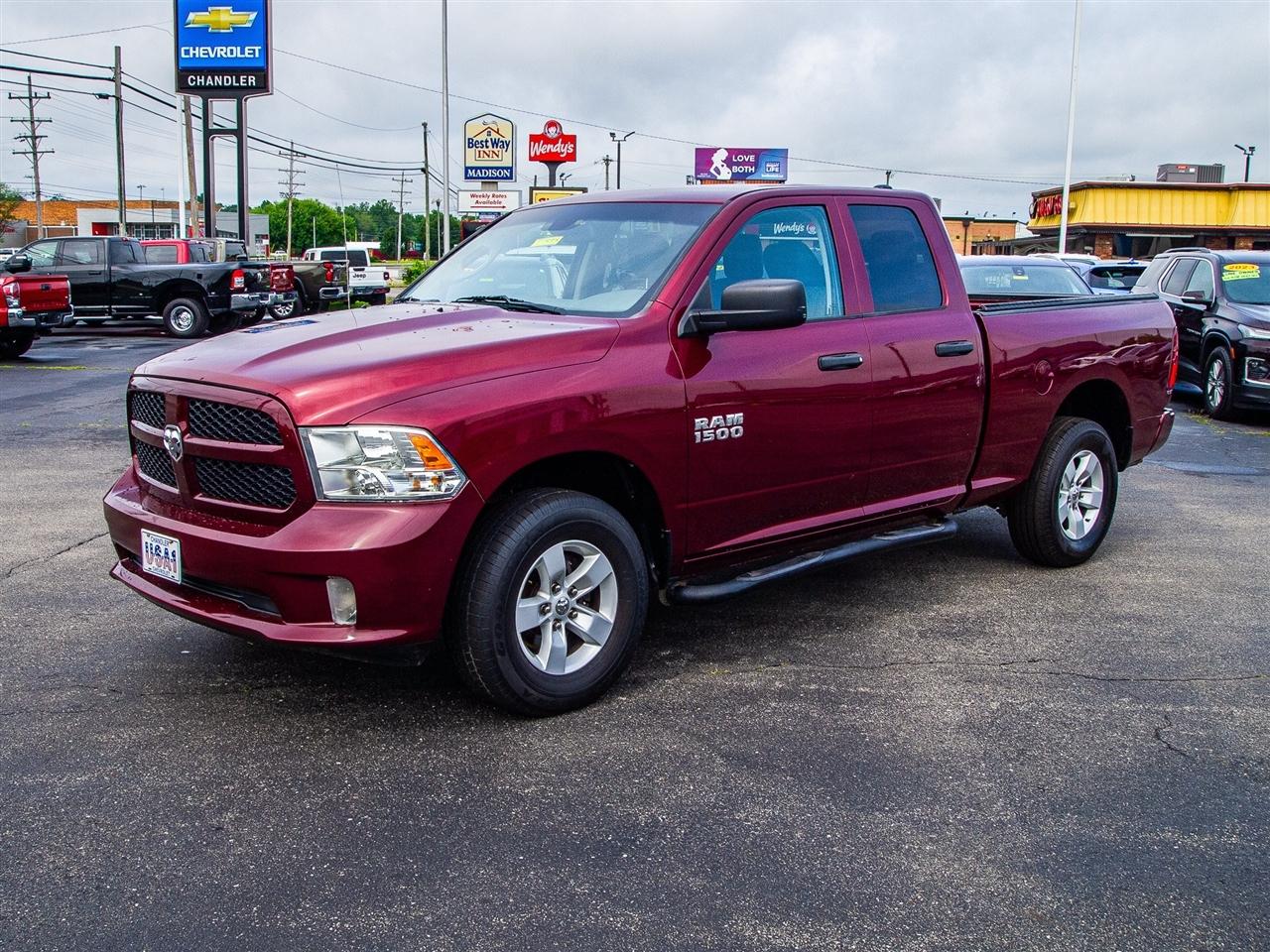 RAM 1500 Express 4x4 Quad Cab 6'4" Box 2018