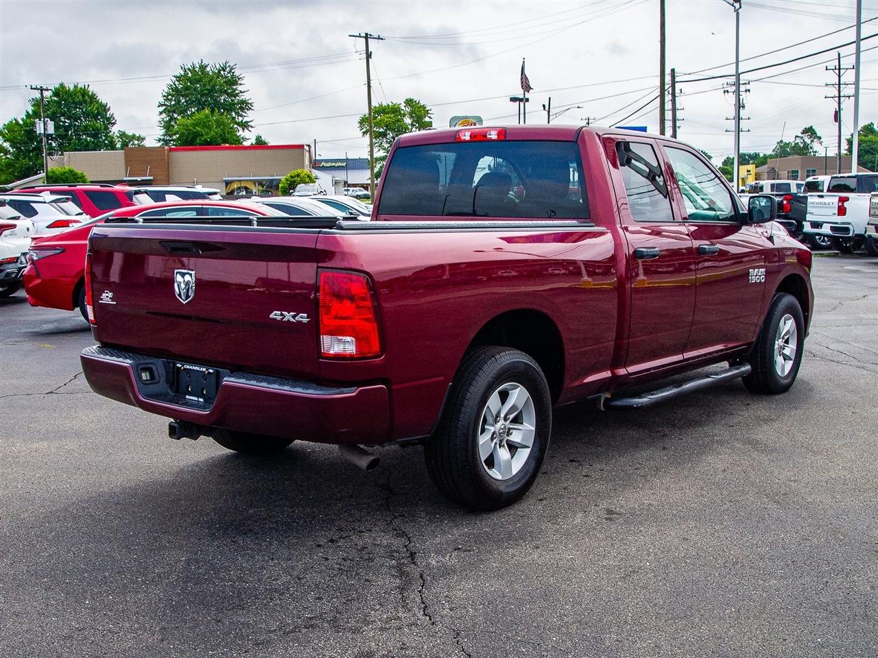 RAM 1500 Express 4x4 Quad Cab 6'4" Box 2018