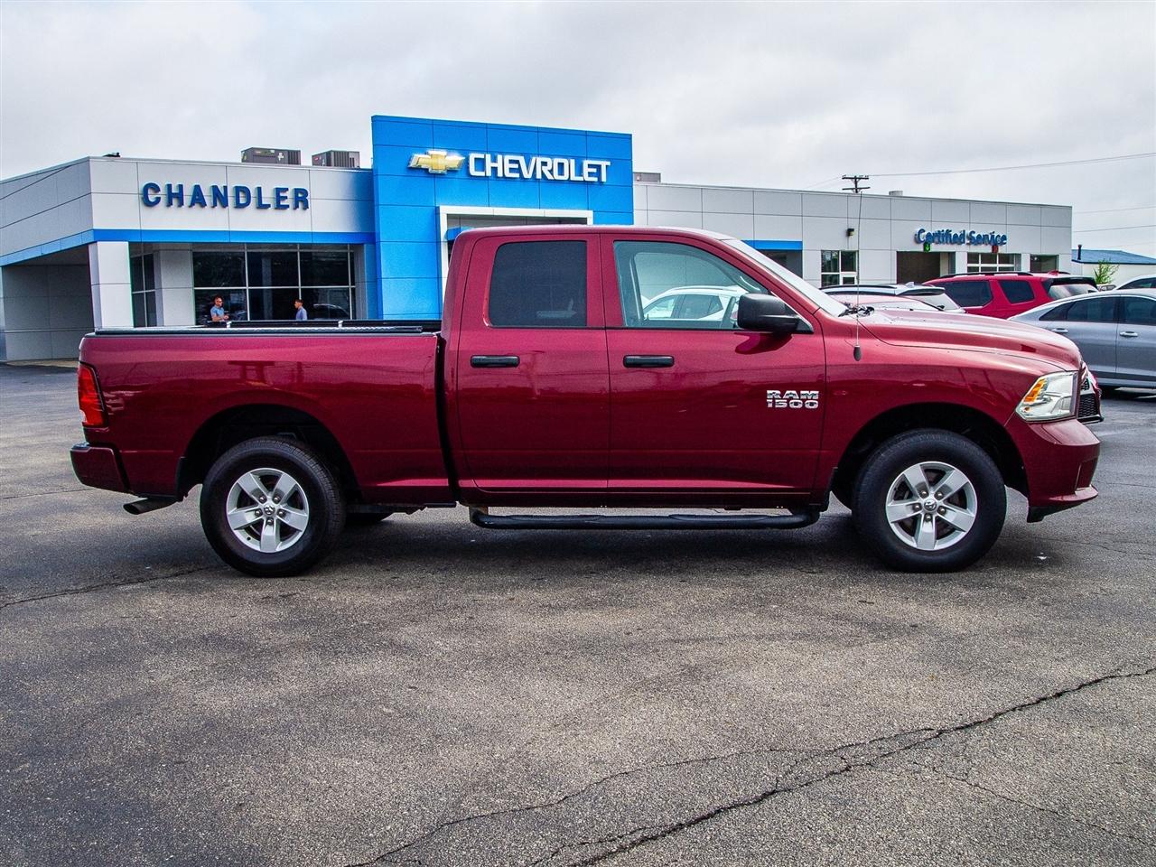 RAM 1500 Express 4x4 Quad Cab 6'4" Box 2018