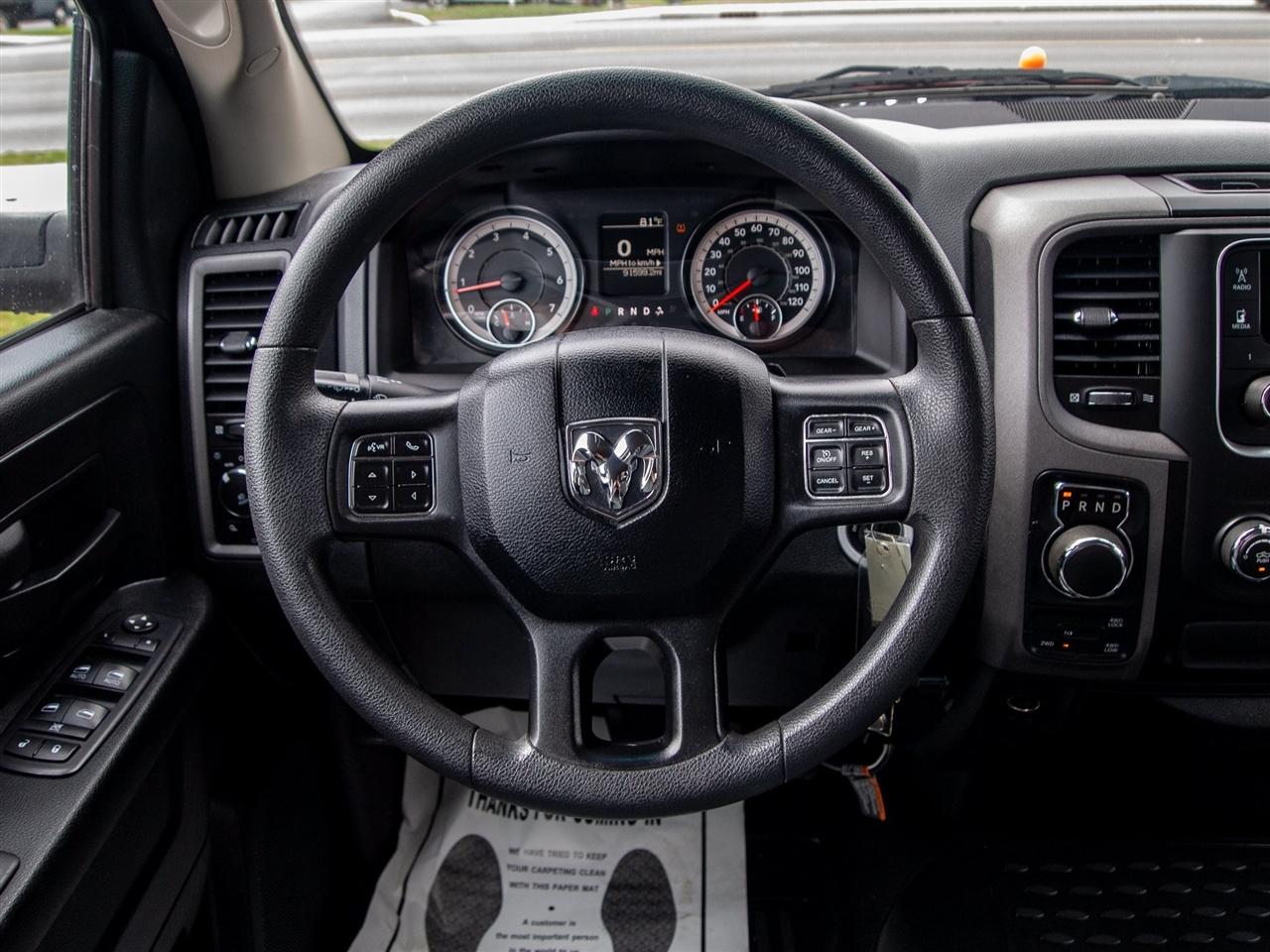 RAM 1500 Express 4x4 Quad Cab 6'4" Box 2018