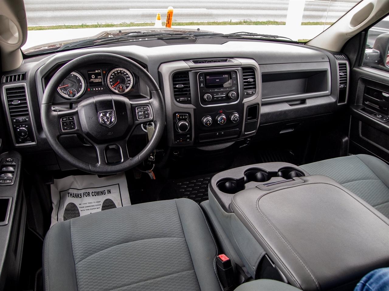 RAM 1500 Express 4x4 Quad Cab 6'4" Box 2018