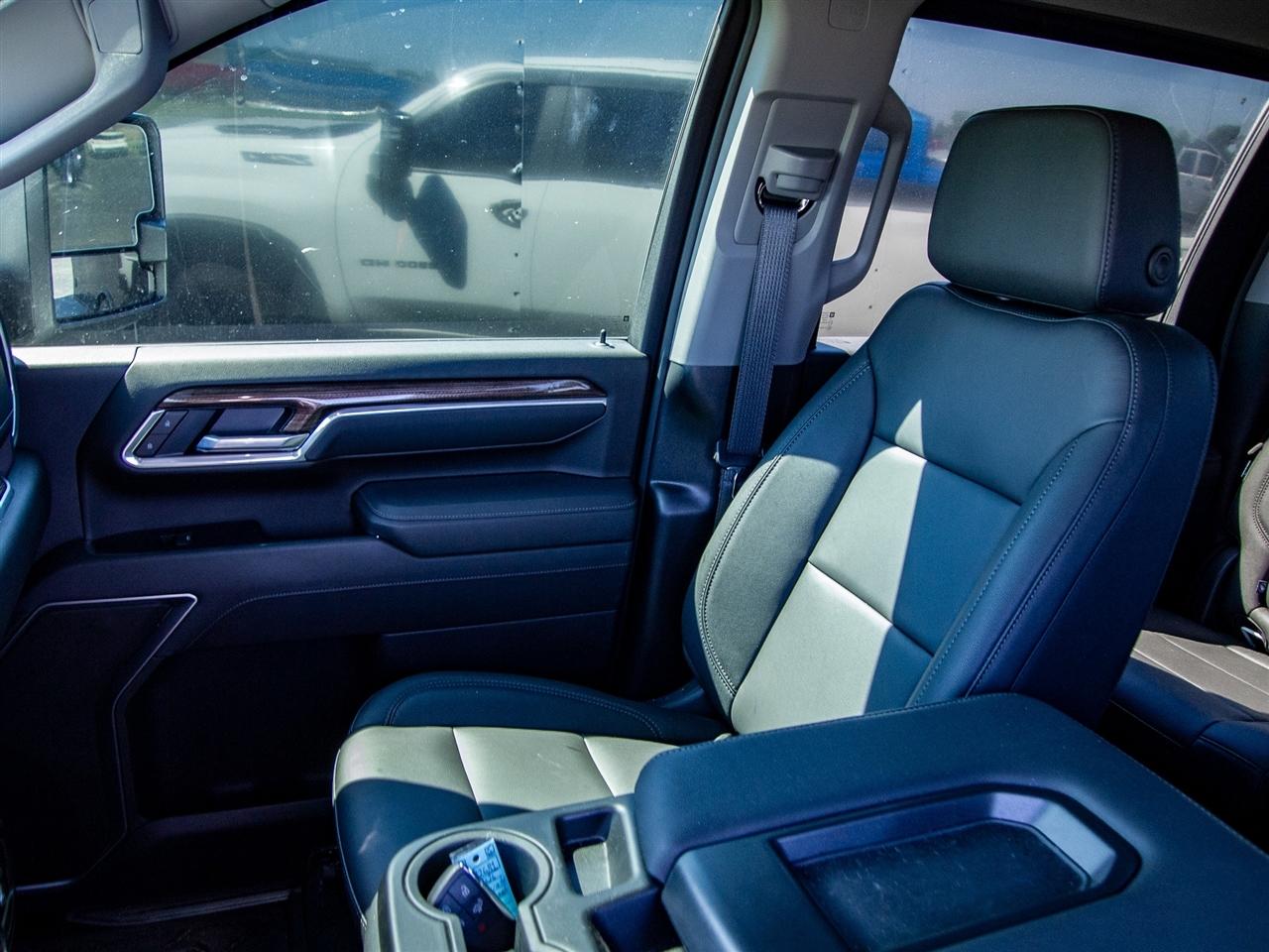 Chevrolet Silverado 2500HD 4WD Crew Cab 159" LT 2026