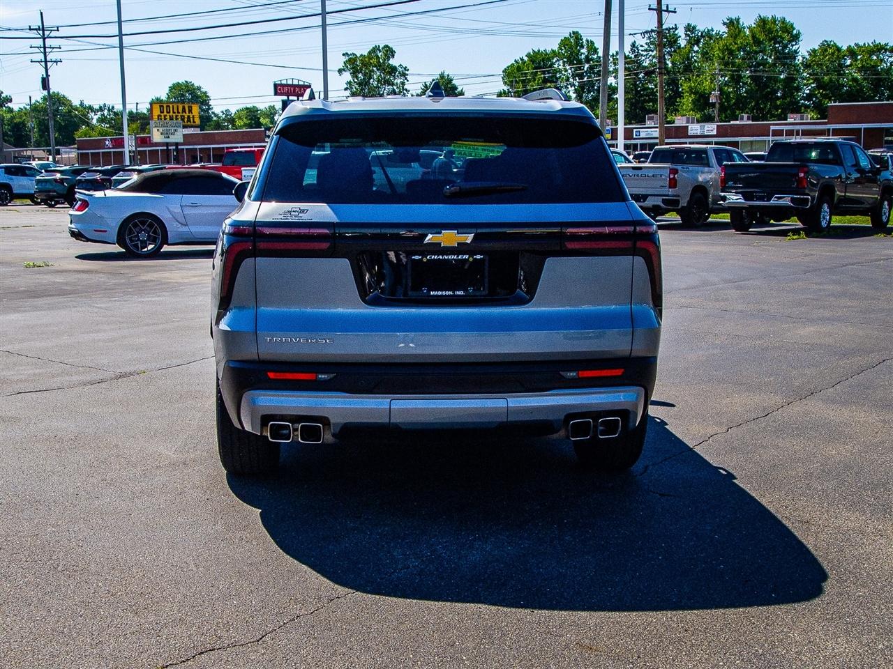 Chevrolet Traverse FWD 4dr LT w/1LT 2025