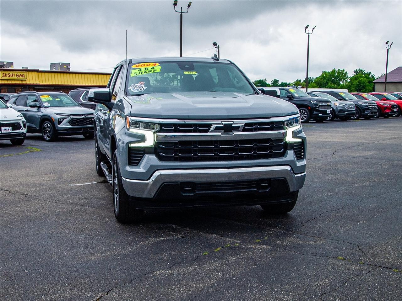 2024 Chevrolet Silverado 1500 LT - Photo 10