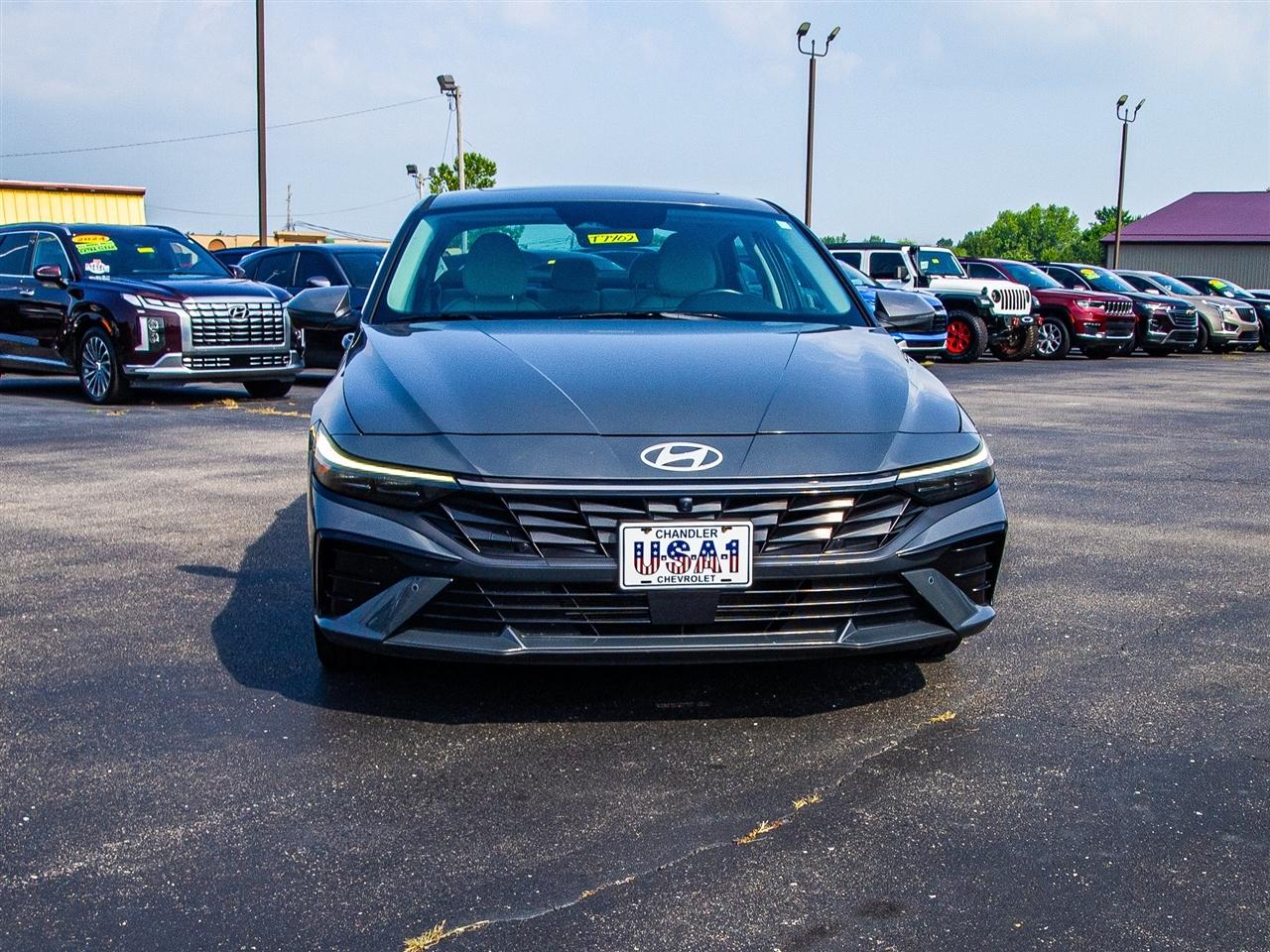Hyundai Elantra Limited IVT 2024