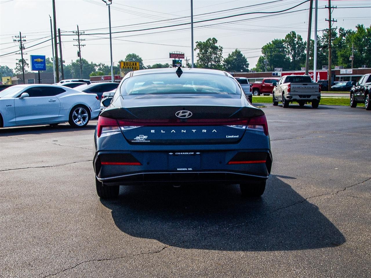 Hyundai Elantra Limited IVT 2024