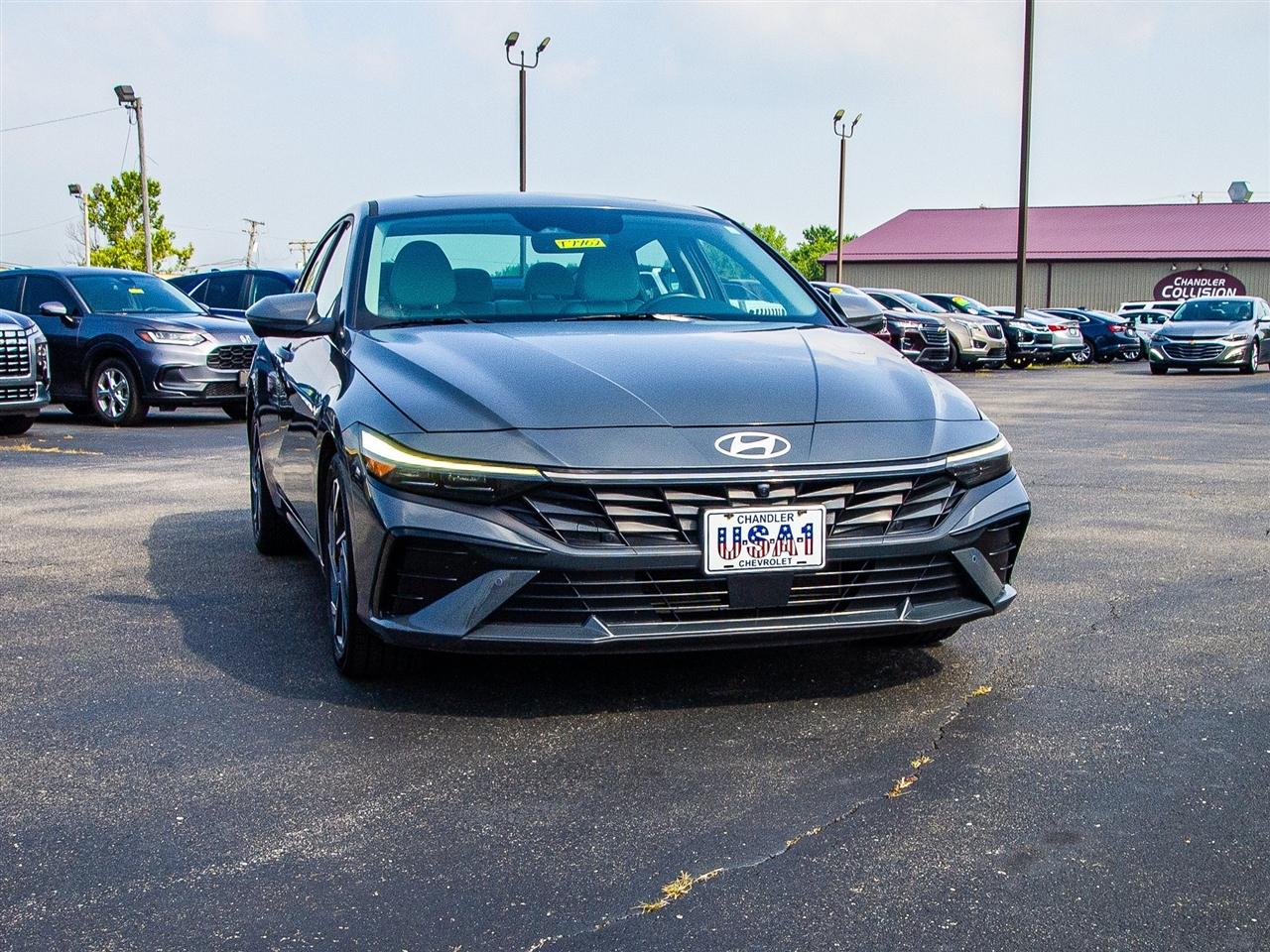 Hyundai Elantra Limited IVT 2024