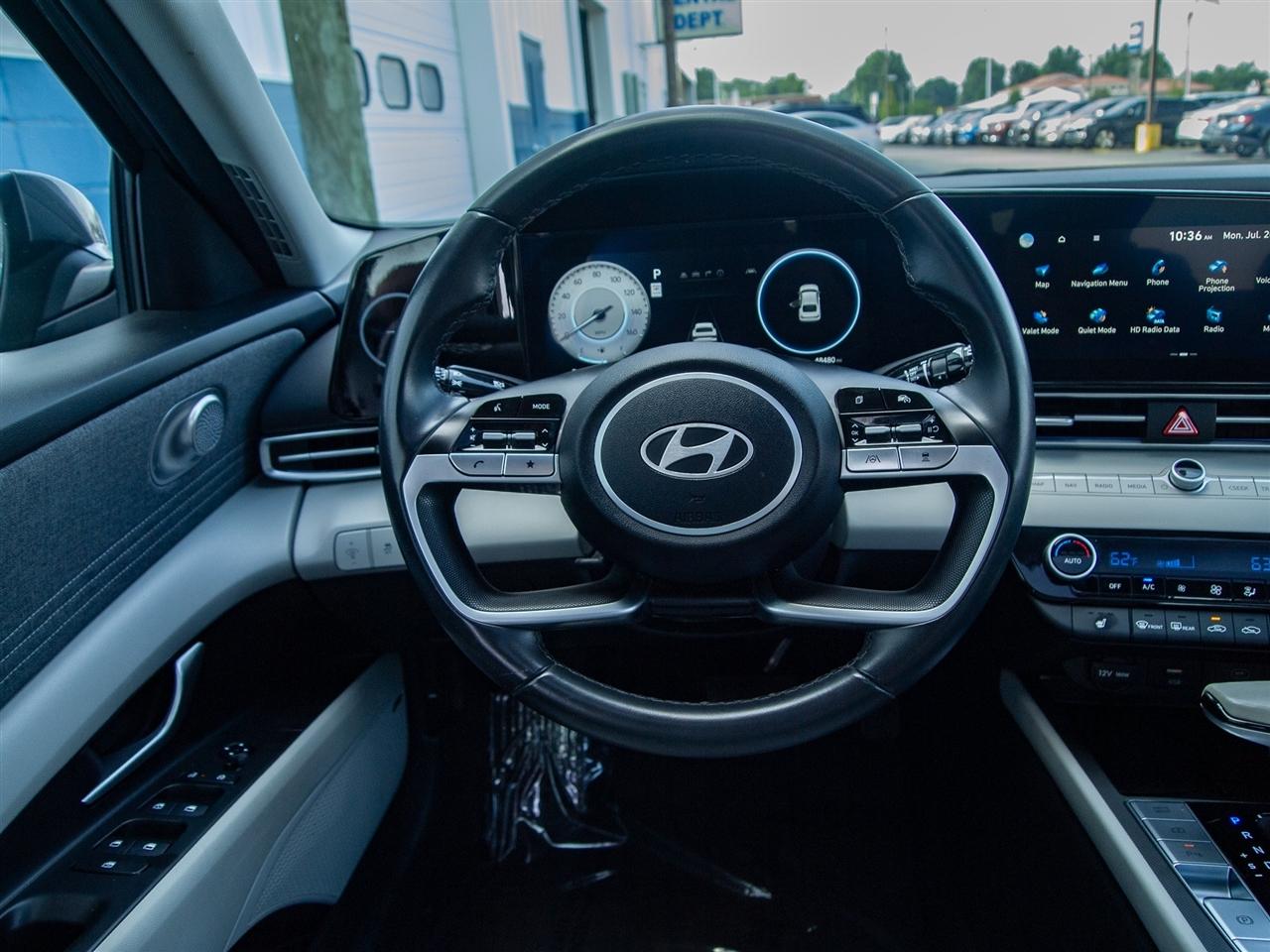 Hyundai Elantra Limited IVT 2024