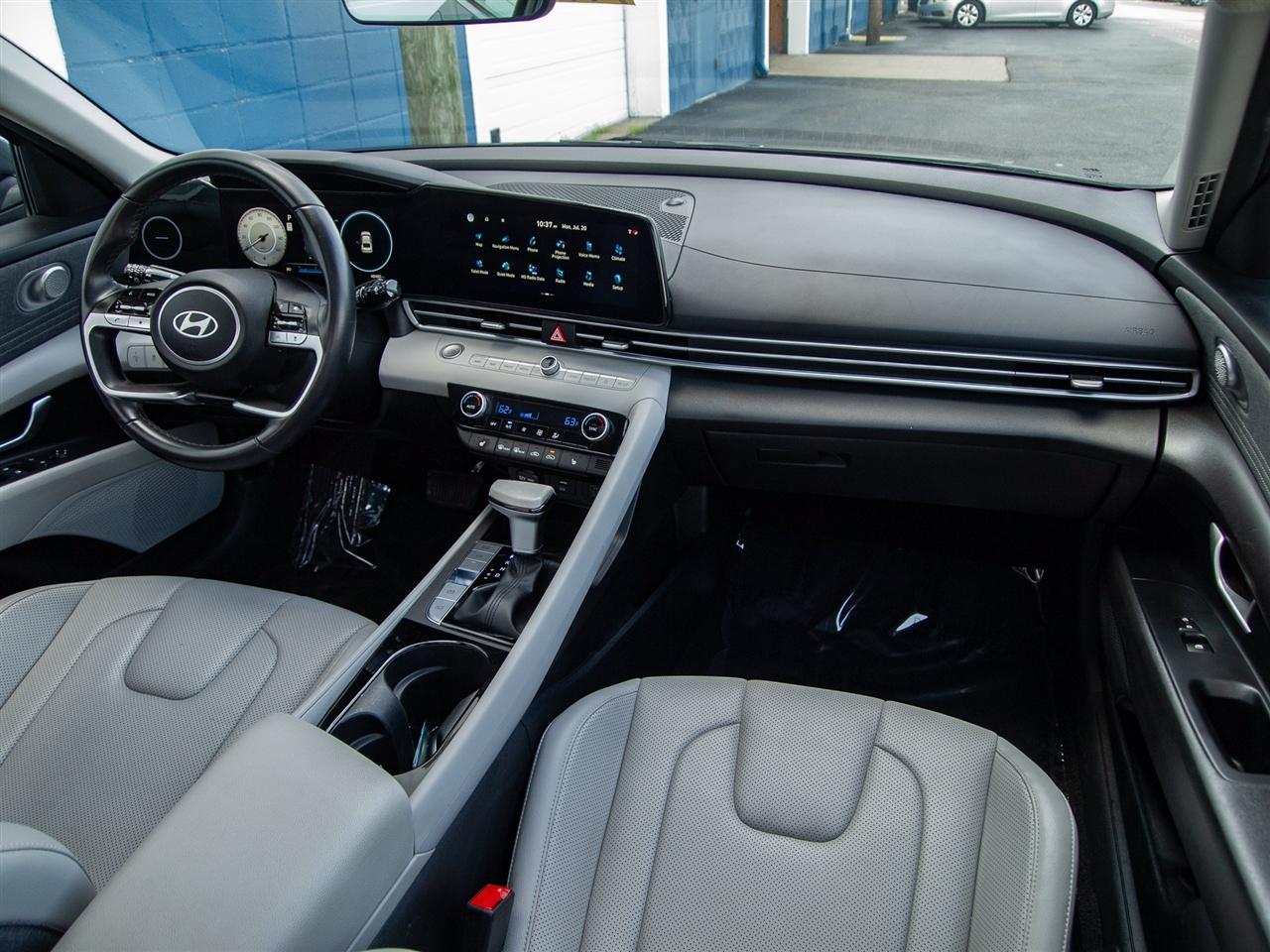 Hyundai Elantra Limited IVT 2024