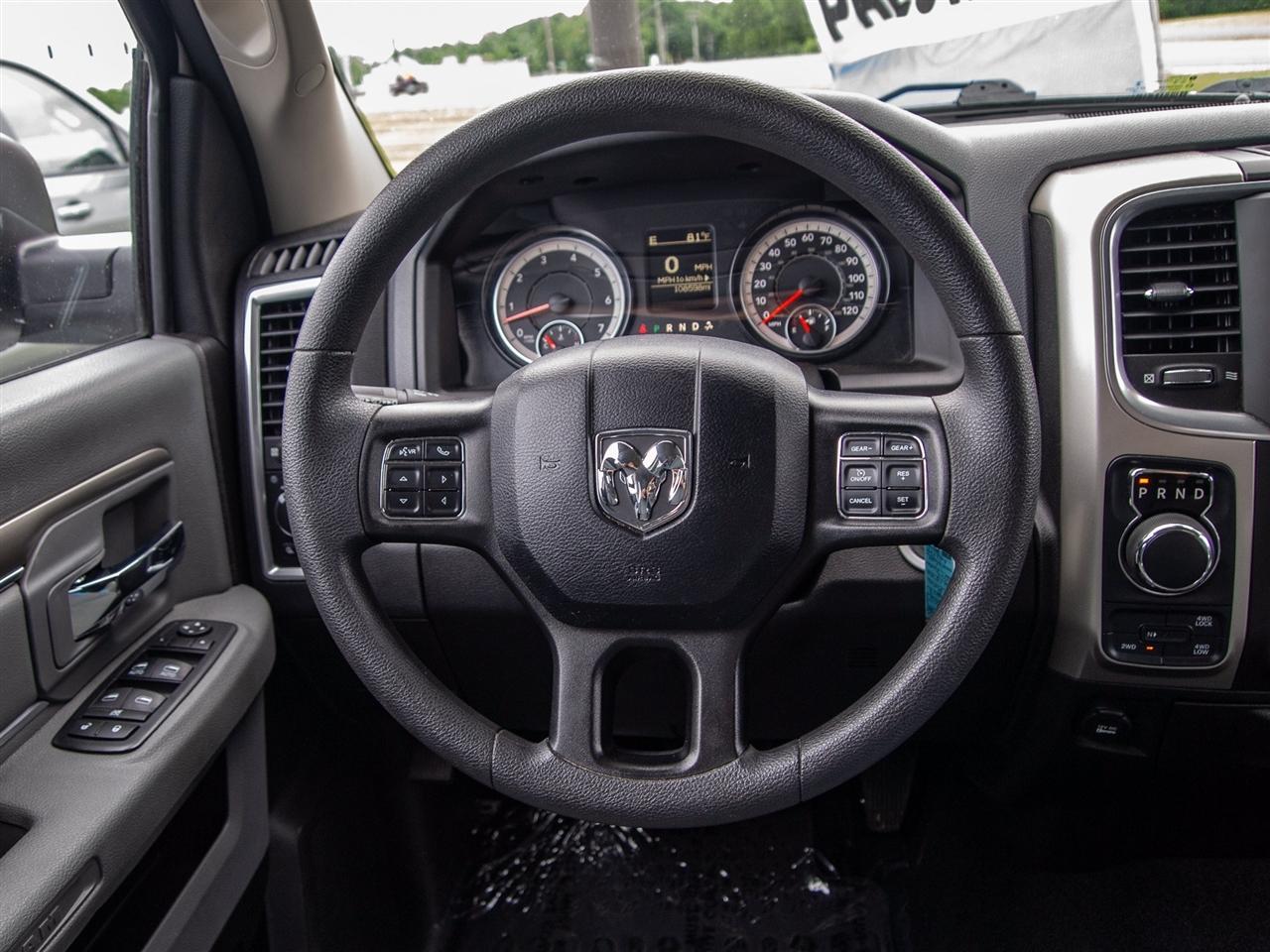 RAM 1500 Classic SLT 4x4 Crew Cab 5'7" Box 2019