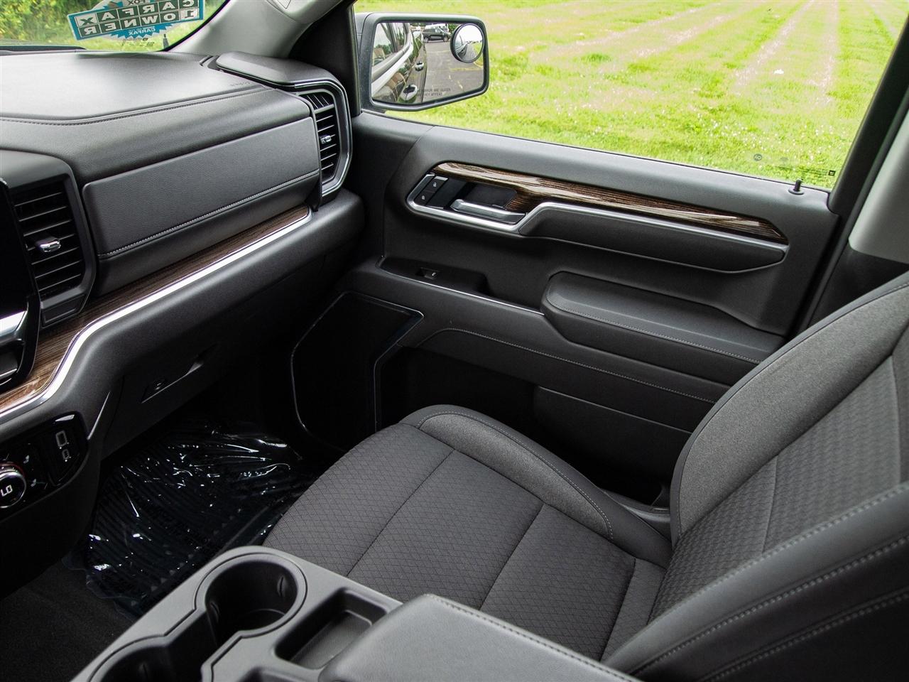 GMC Sierra 1500 4WD Double Cab 147" Elevation w/3VL 2025