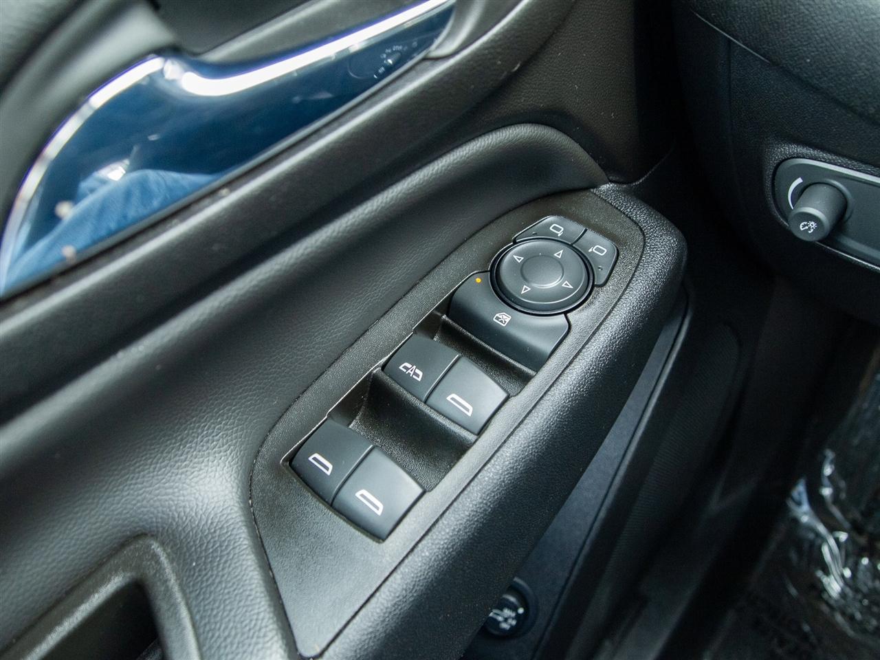 Chevrolet Equinox FWD 4dr LT w/2FL 2023
