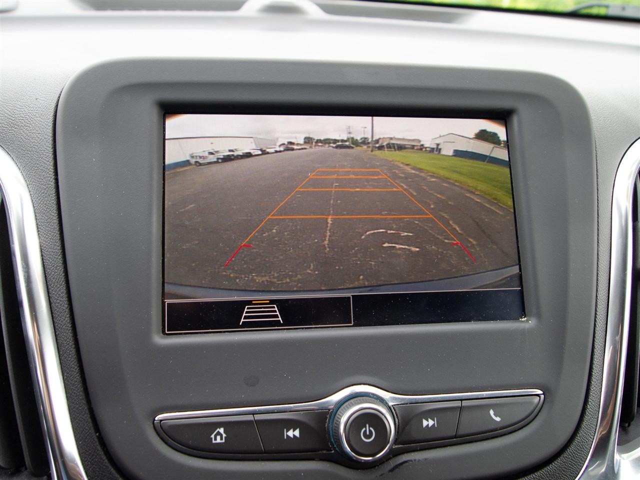 Chevrolet Equinox FWD 4dr LT w/2FL 2023