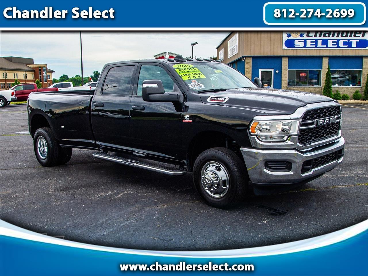 RAM 3500 Tradesman 4x4 Crew Cab 8' Box 2024
