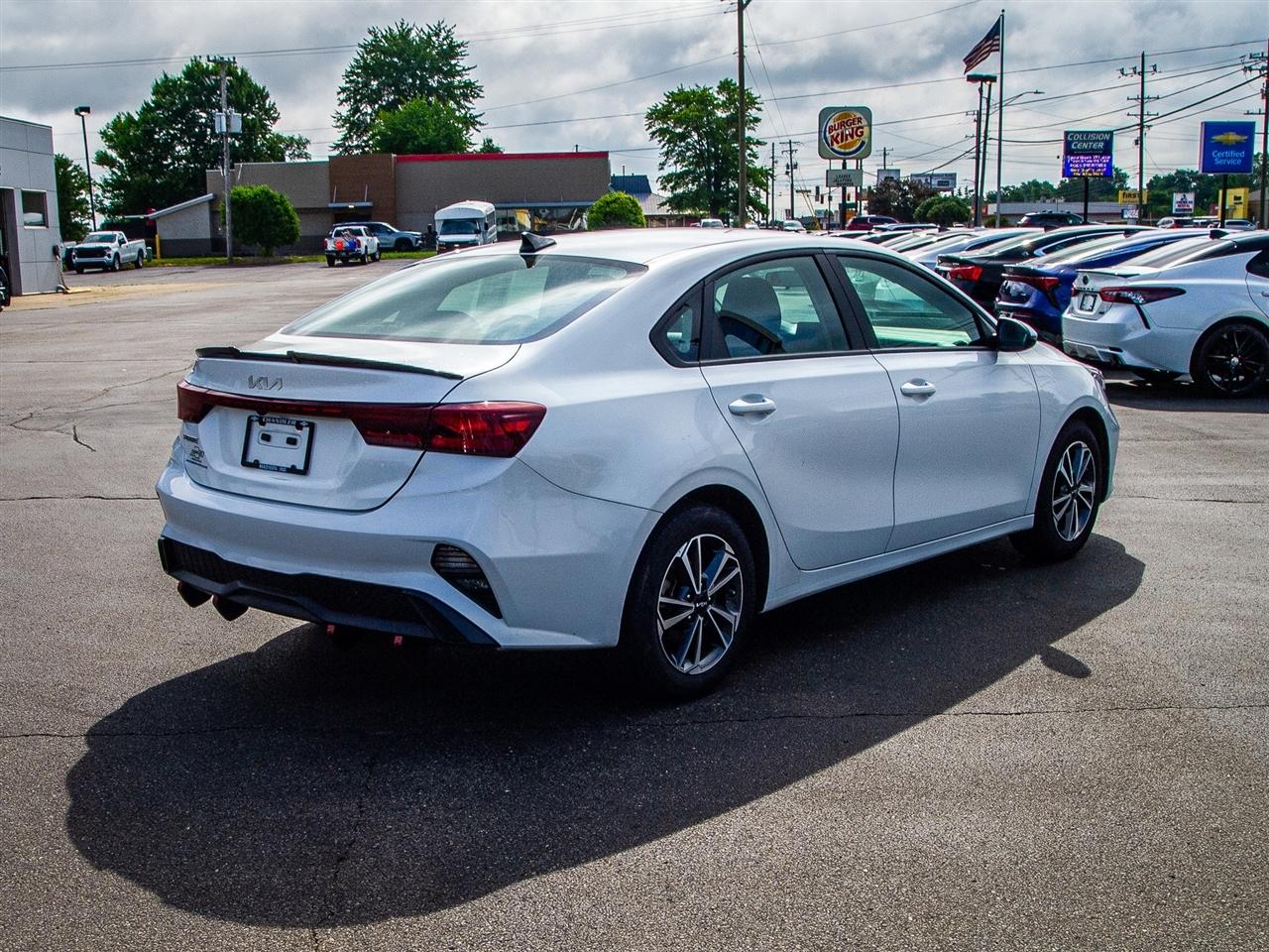 Kia Forte LXS IVT 2024