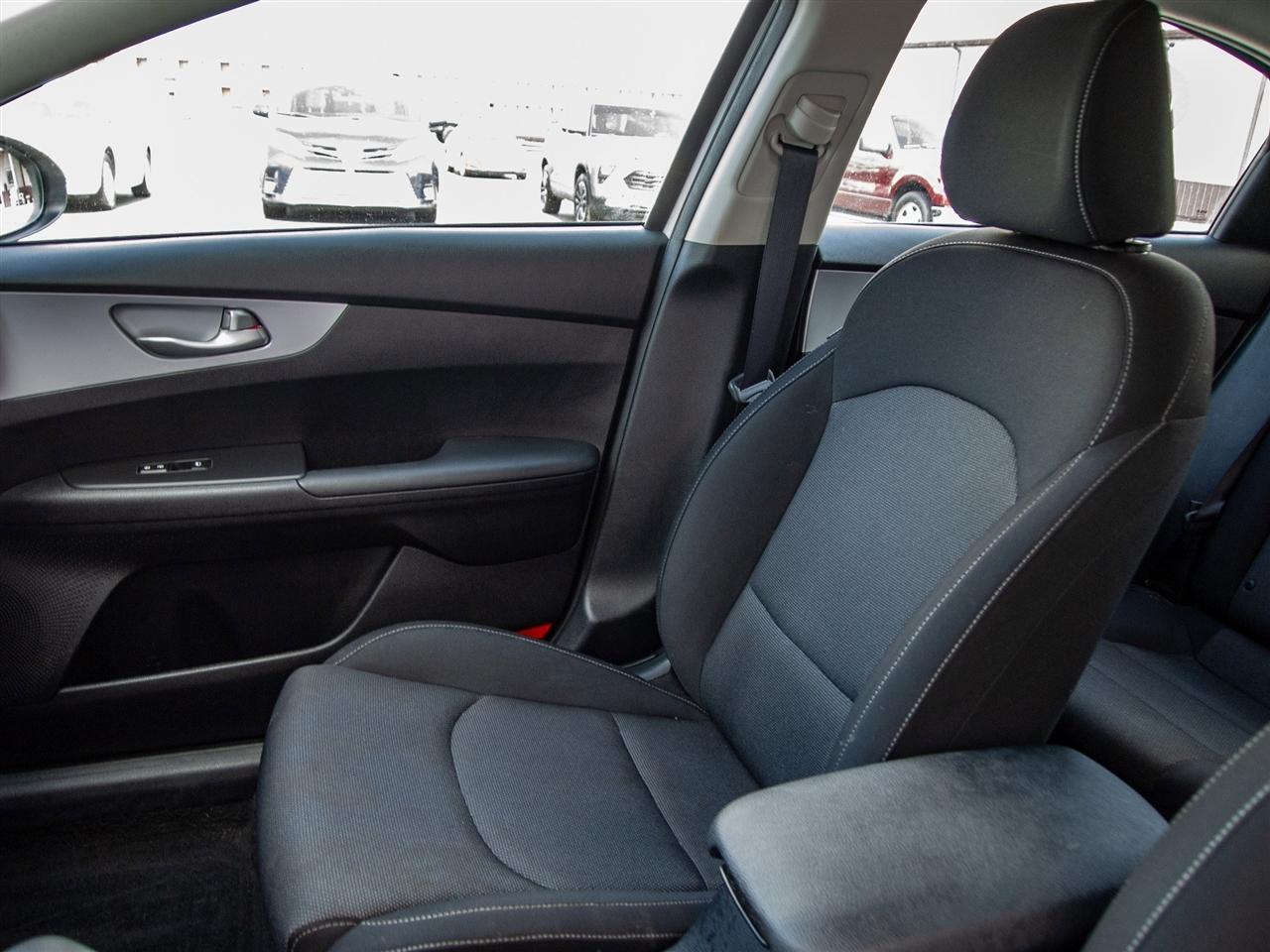Kia Forte LXS IVT 2024