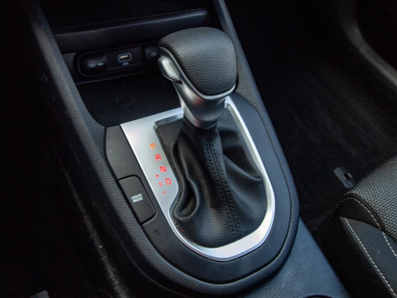 Kia Forte LXS IVT 2024