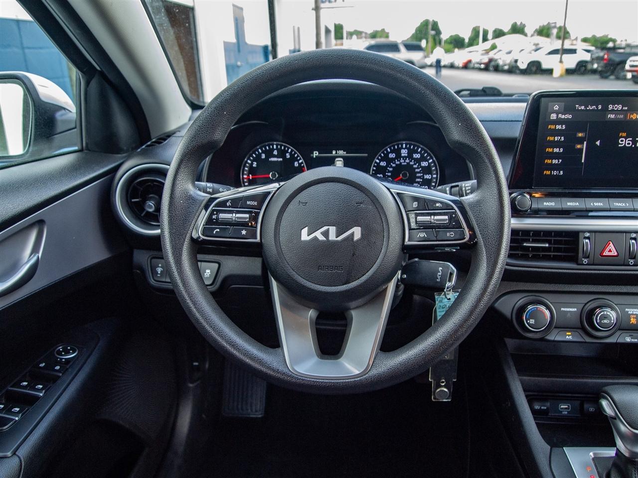 Kia Forte LXS IVT 2024