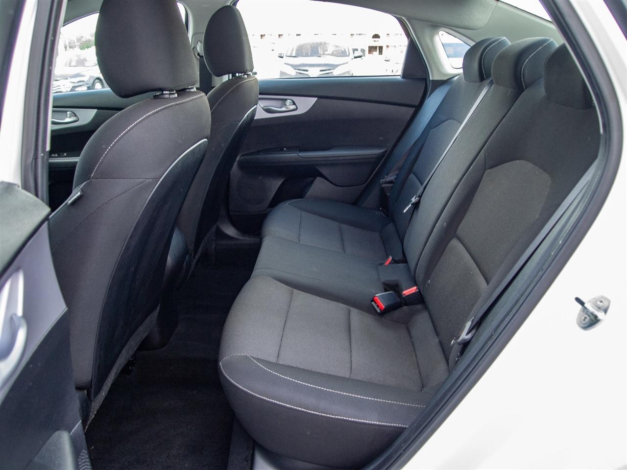 Kia Forte LXS IVT 2024