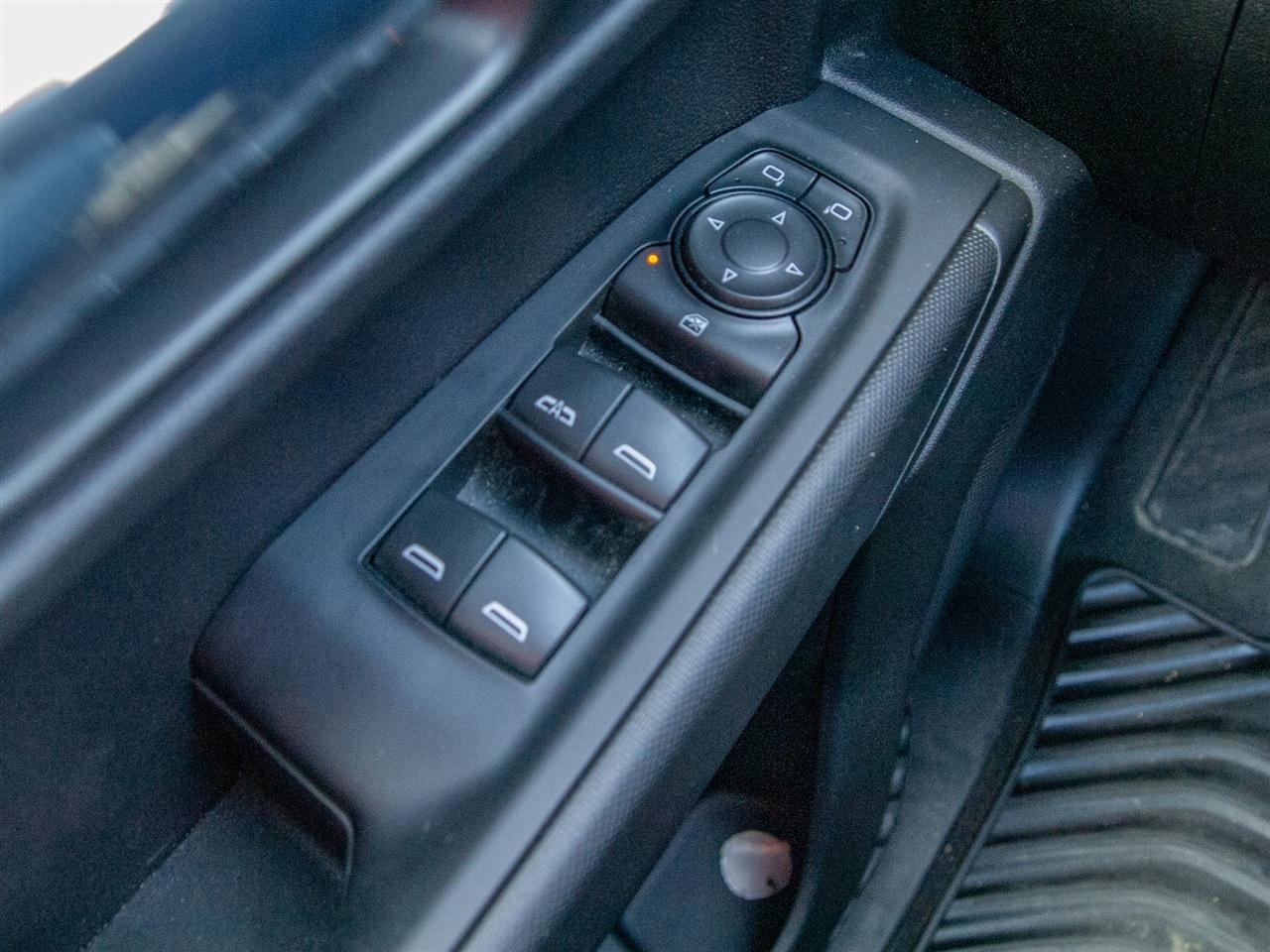 Chevrolet Silverado 1500 4WD Crew Cab 147" Custom 2025