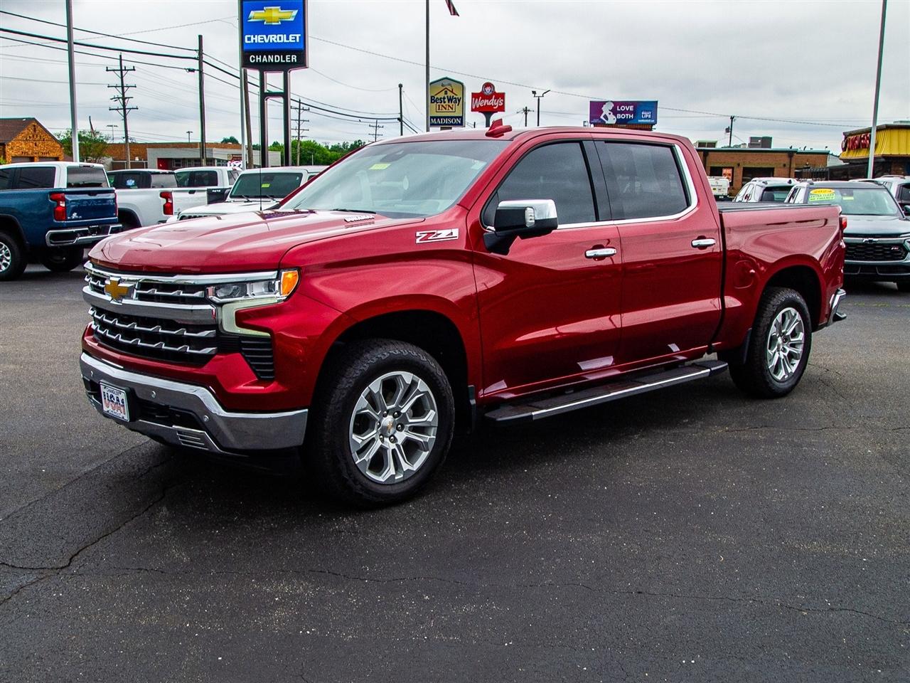 Chevrolet Silverado 1500 4WD Crew Cab 147" LTZ 2024