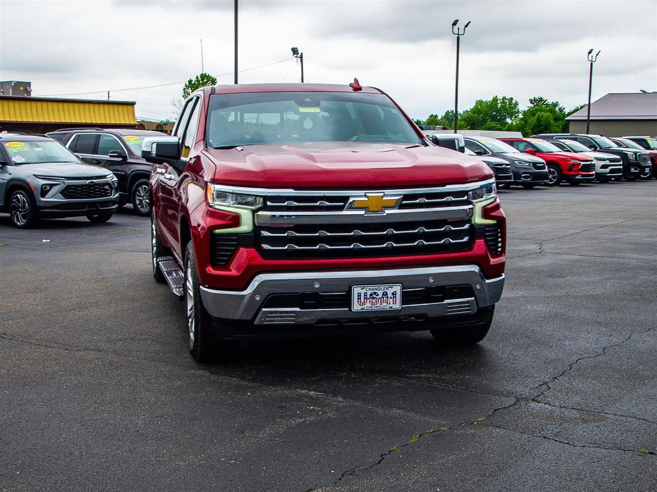 Chevrolet Silverado 1500 4WD Crew Cab 147" LTZ 2024