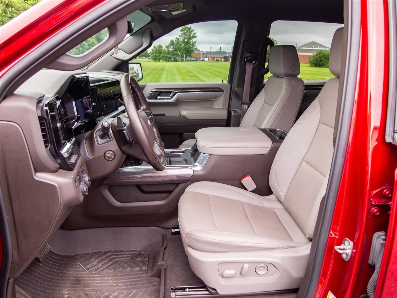 Chevrolet Silverado 1500 4WD Crew Cab 147" LTZ 2024