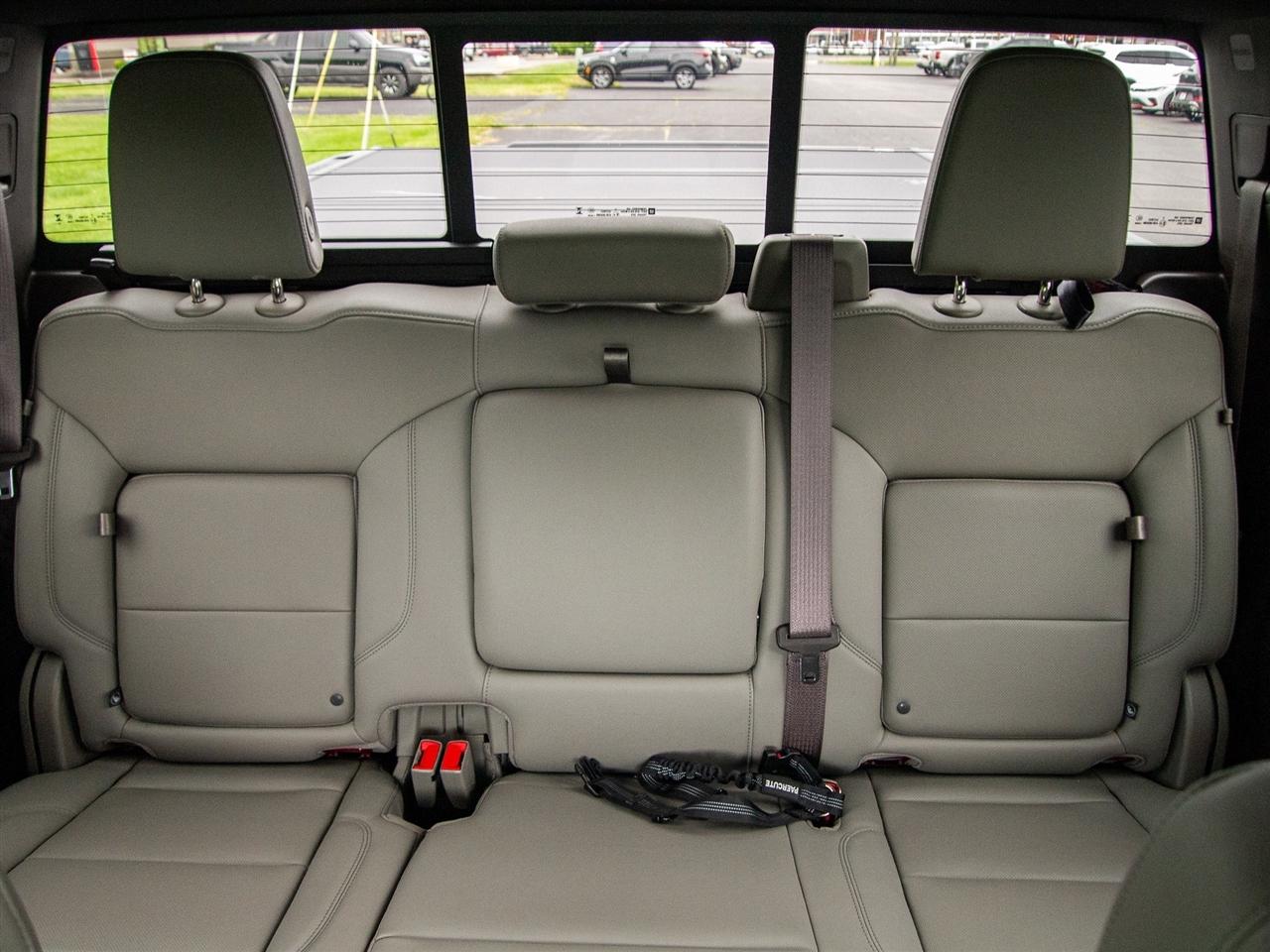 Chevrolet Silverado 1500 4WD Crew Cab 147" LTZ 2024