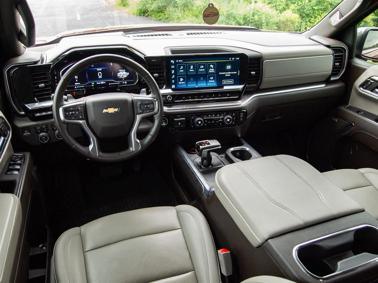 Chevrolet Silverado 1500 4WD Crew Cab 147" LTZ 2024
