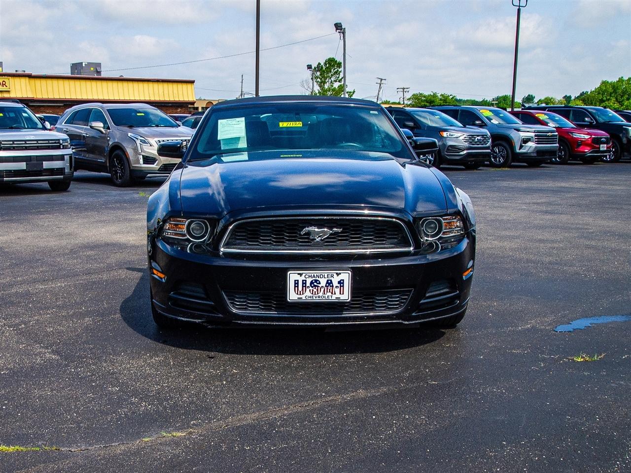 Ford Mustang 2dr Conv V6 2013