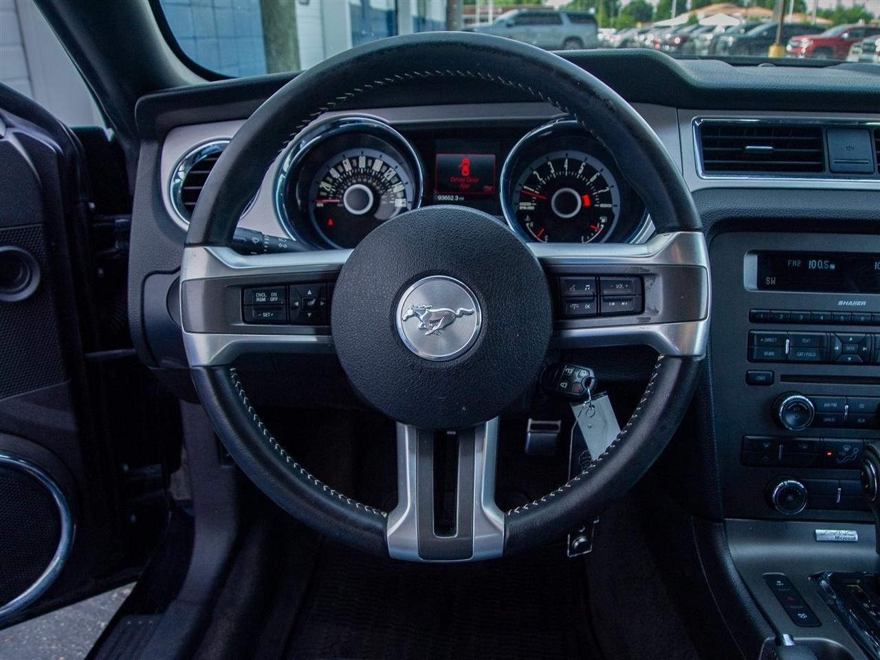 Ford Mustang 2dr Conv V6 2013