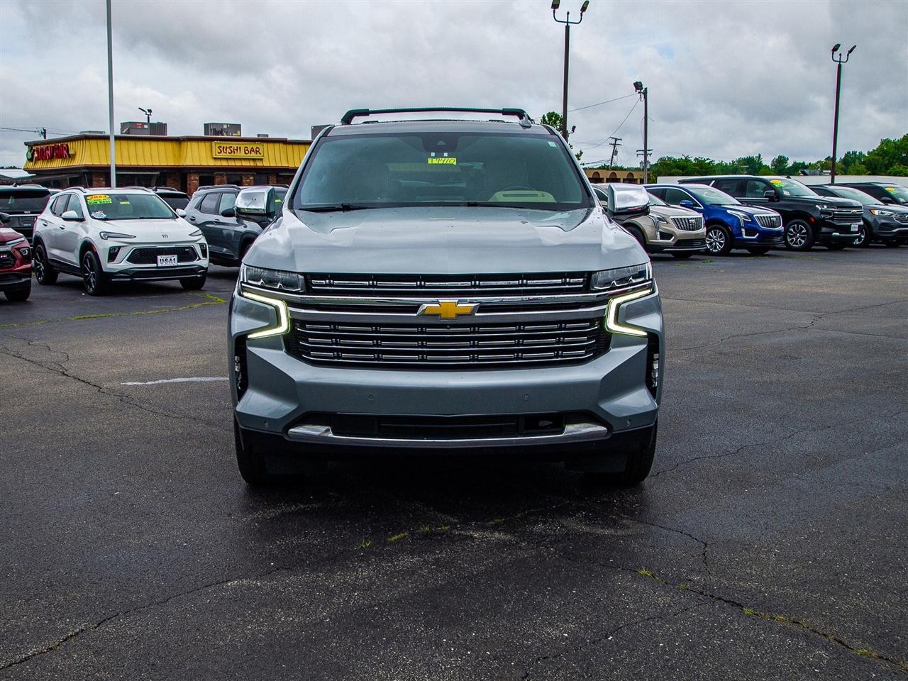 Chevrolet Suburban 4WD 4dr Premier 2023