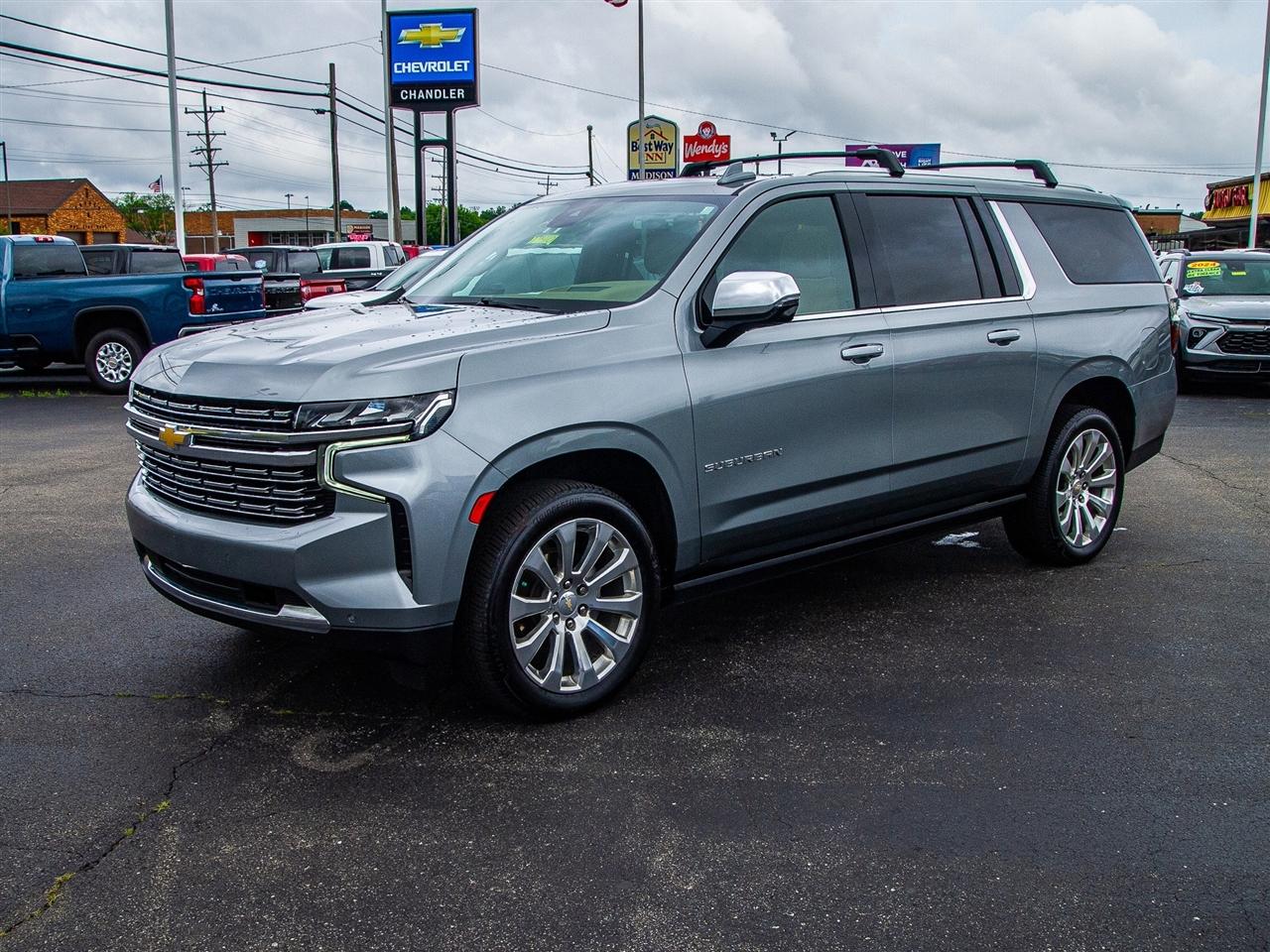 Chevrolet Suburban 4WD 4dr Premier 2023
