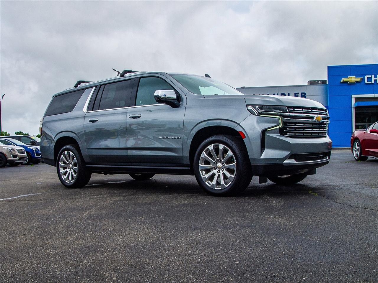 Chevrolet Suburban 4WD 4dr Premier 2023