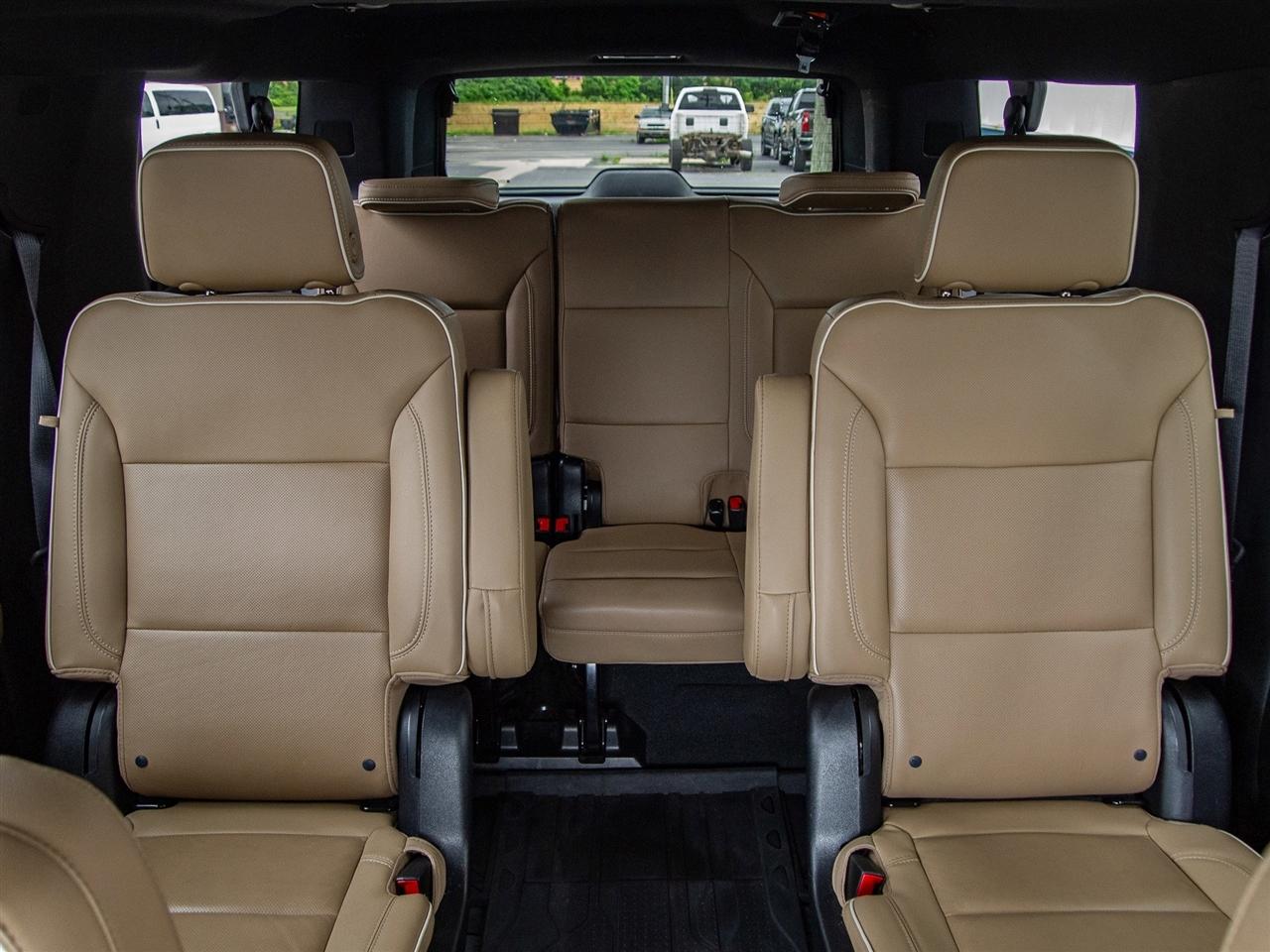 Chevrolet Suburban 4WD 4dr Premier 2023