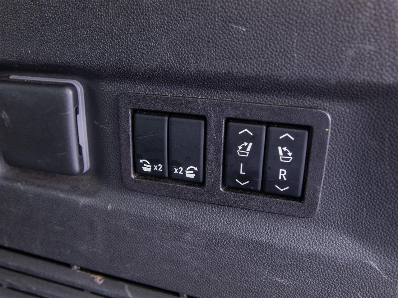 Chevrolet Suburban 4WD 4dr Premier 2023