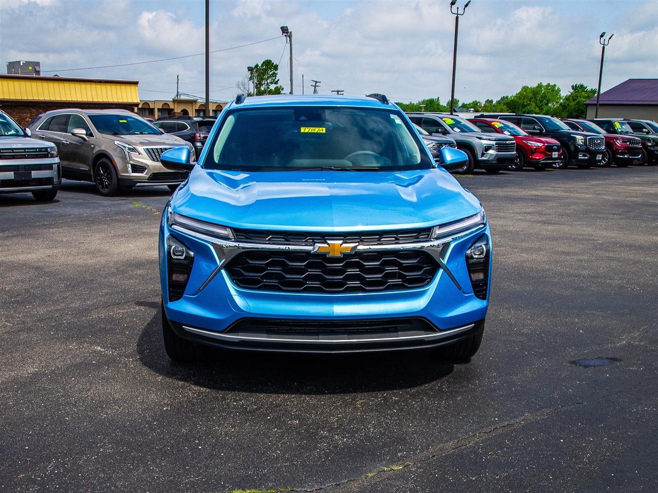 Chevrolet Trax FWD 4dr LT 2025