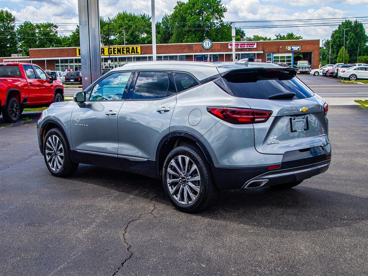 Chevrolet Blazer FWD 4dr Premier 2023