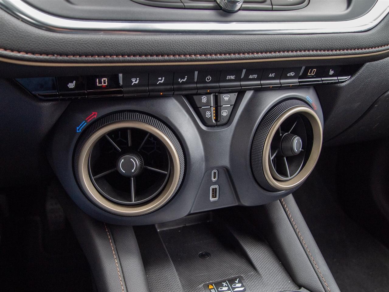 Chevrolet Blazer FWD 4dr Premier 2023