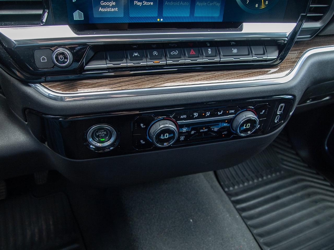 Chevrolet Silverado 1500 4WD Crew Cab 147" LT w/2FL 2024