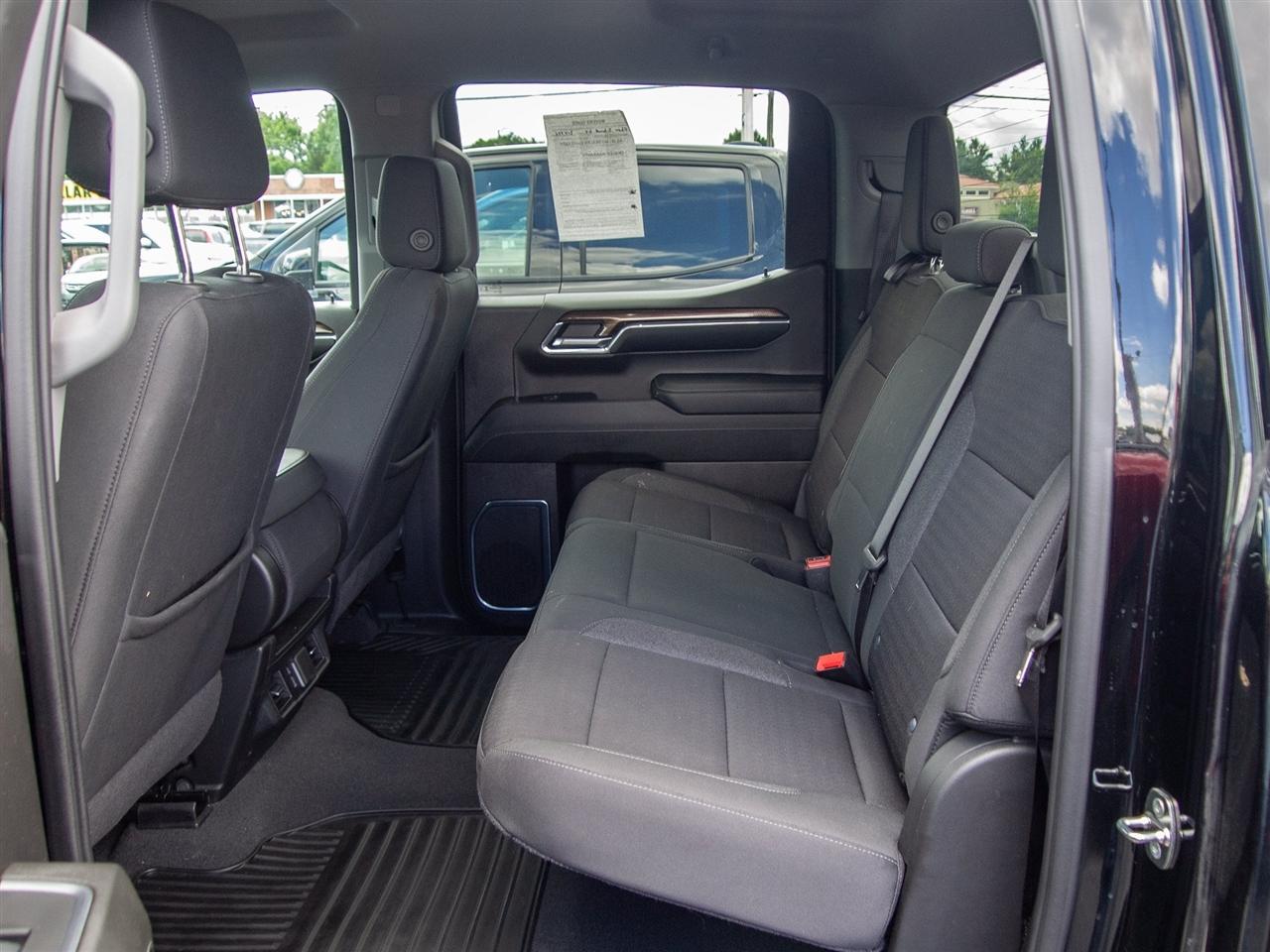 Chevrolet Silverado 1500 4WD Crew Cab 147" LT w/2FL 2024